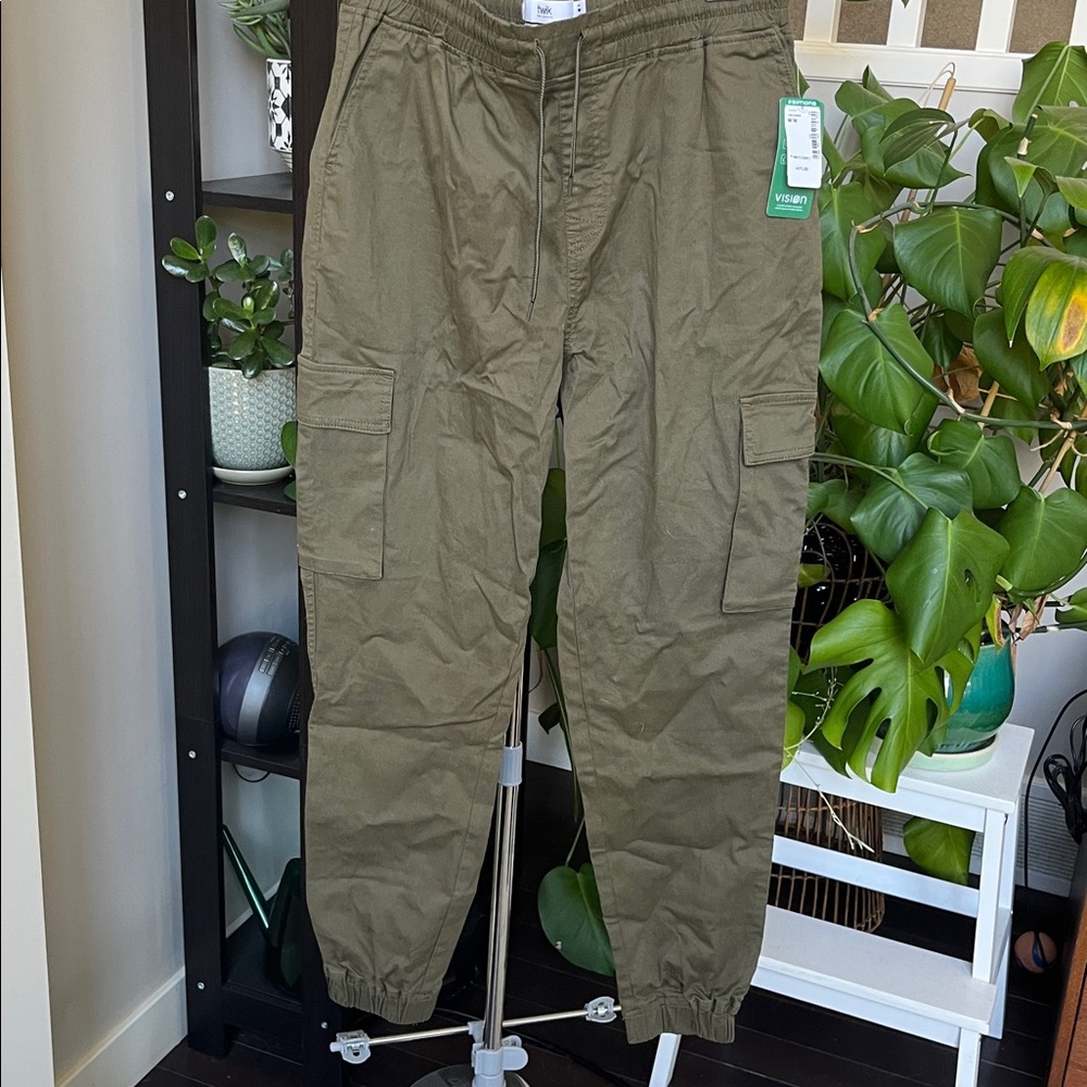 Twik 🌿 Organic Cotton Cargo Joggers
